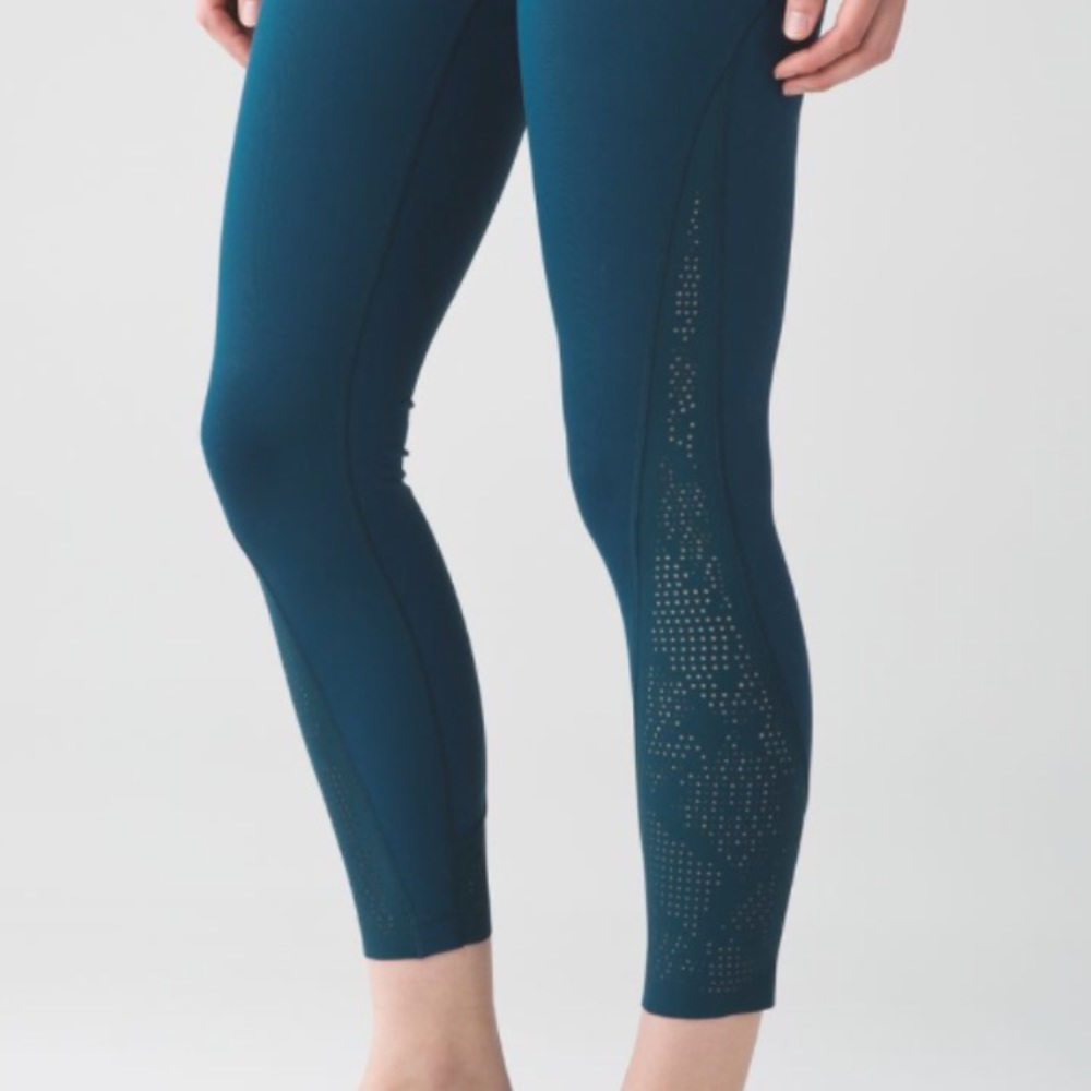 Lululemon High Times Pant Alberta Lake Laser Cut 4